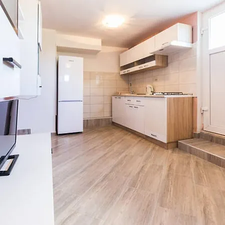 Apartment Studio 8238a Kukljica